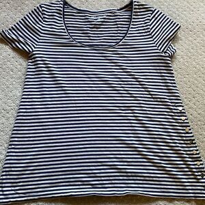 Ann Taylor Black & Beige Striped Side‑Button Top – Size Medium